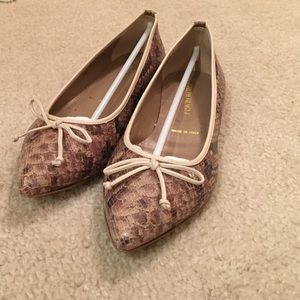 NWT Bruno Magli snakeskin flats, size 38.5/US 8